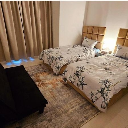 Splendid Villa Rooms Near Dubai Airport Exterior photo